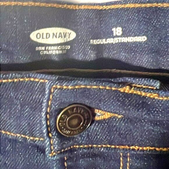 Mid-Rise Wow Boyfriend Straight Jeans - Size 18 - Picture 6 of 6